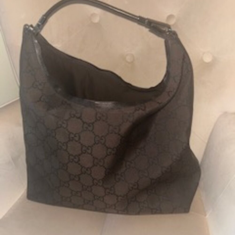 LARGE GUCCI BAG